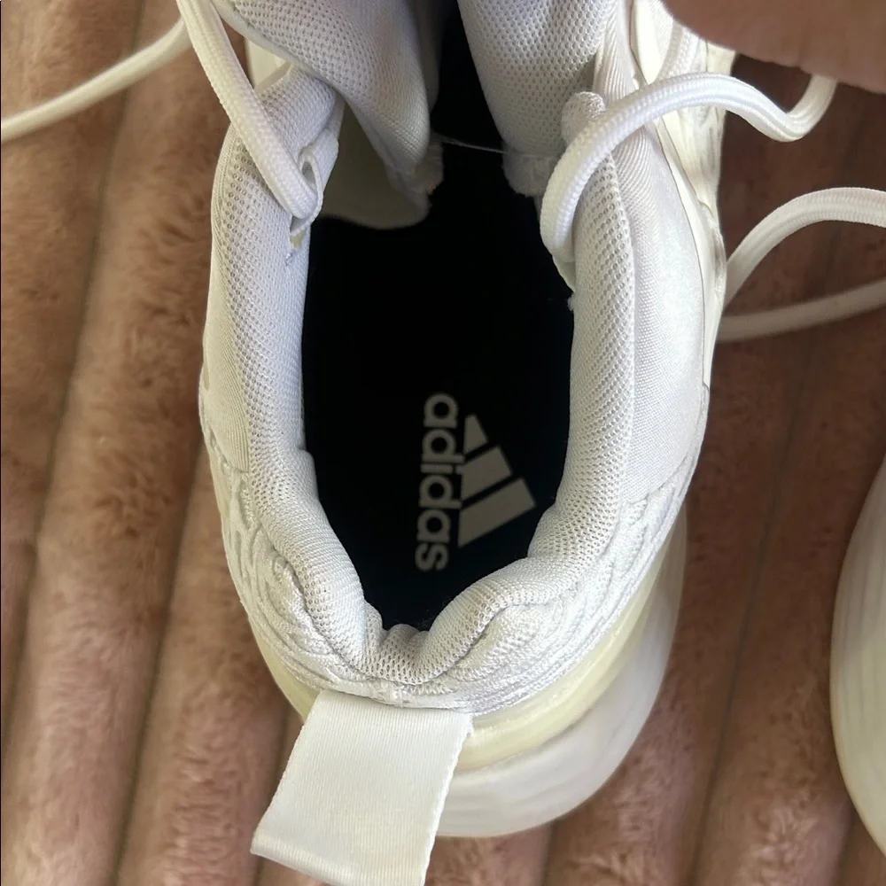 NWT White Athletic Sneakers